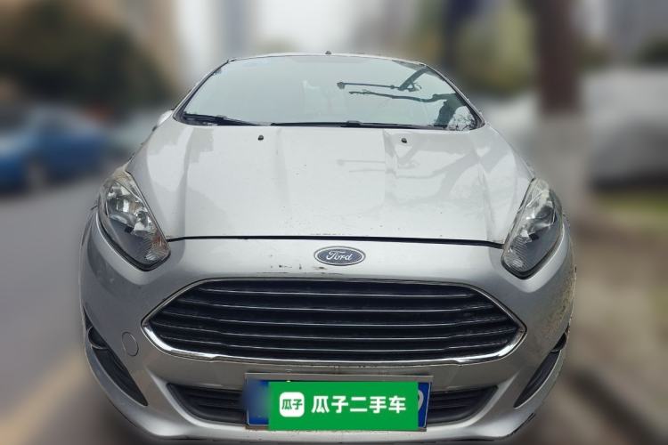 Used Ford Fiesta 2013 Sedan 1.5L Manual Fashion Edition
