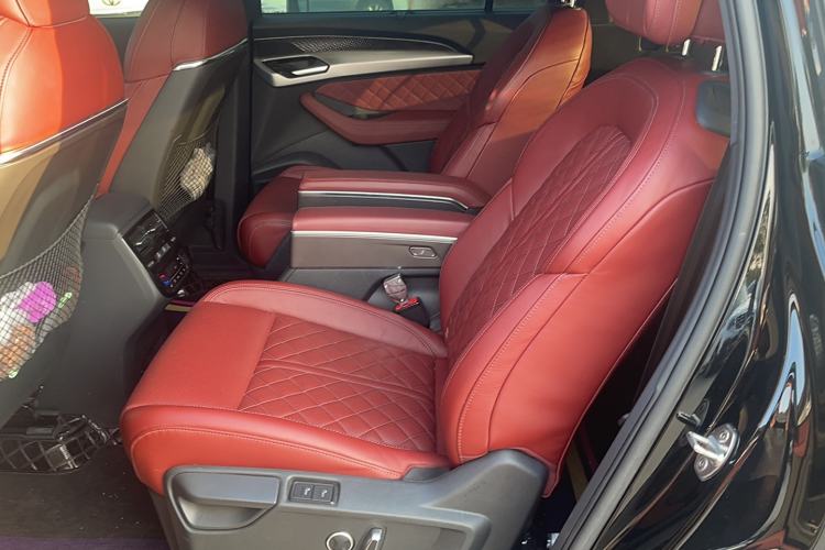 Used Audi Q6 2023 50 TFSI quattro Xingyun Edition Flying Rider Package
