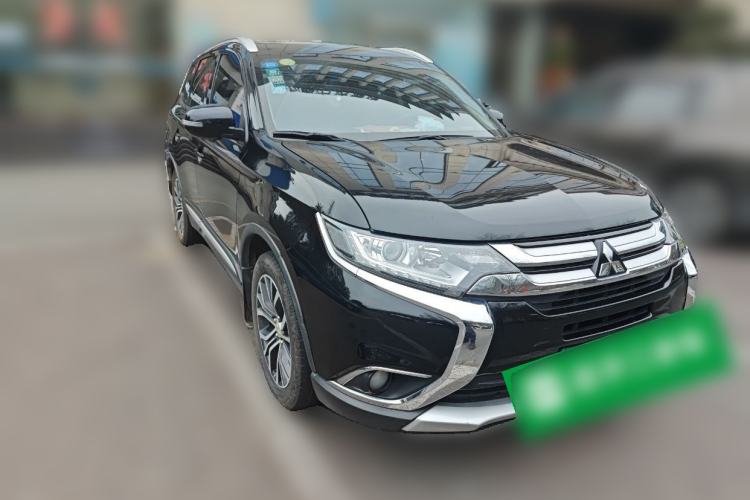 Used Mitsubishi Outlander 2018 2.0L Two-Wheel Drive Glory Edition 5 Seats