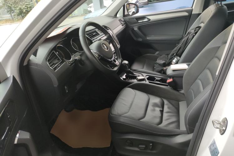 Used Volkswagen Tiguan L 2020 330TSI Automatic Two-Wheel Drive Panoramic Comfort Edition China VI Standard