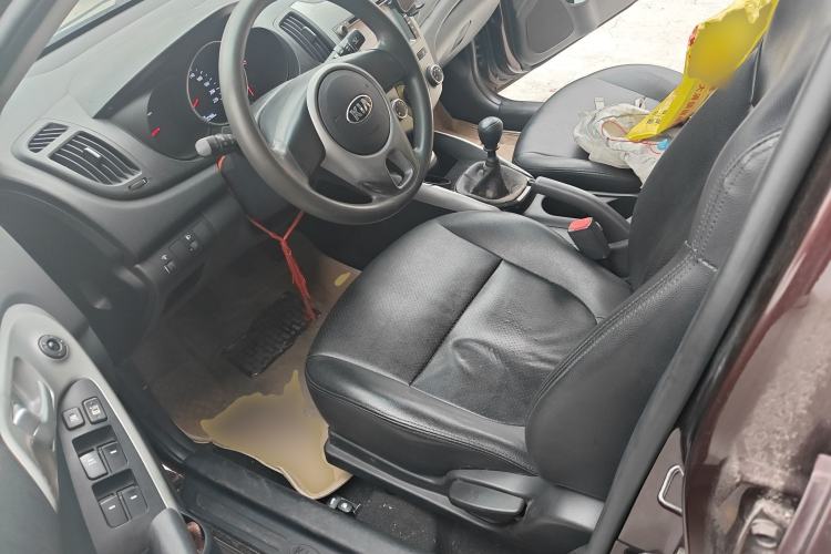 Used Kia Forte 2014 1.6L MT GL