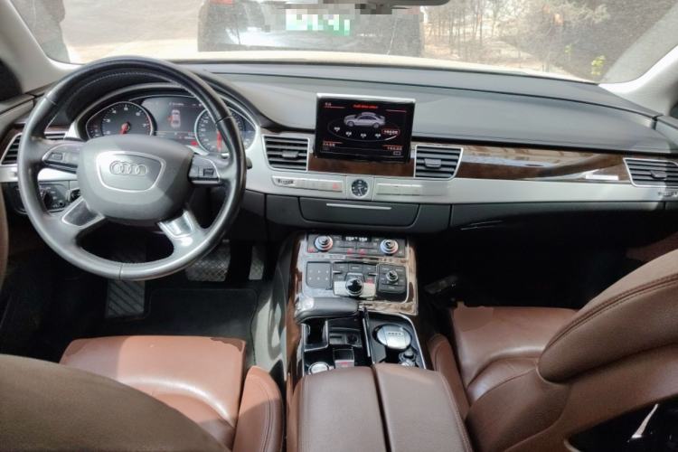 Used Audi A8 2014 A8L 45 TFSI quattro Comfort model
