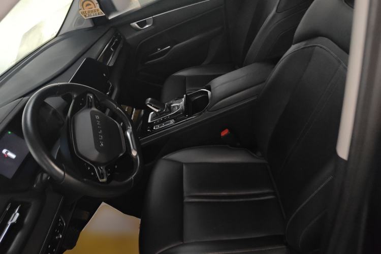 Used Wuling Victory 2020 1.5T CVT Flagship Edition Left Front Seat