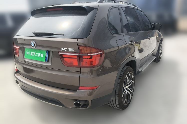 Used BMW X5 2013 xDrive35i Leading Model Rear Right 45 Deg