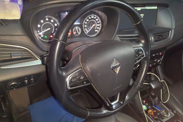 Used BORGWARD BX7 2016 28T Four-wheel Drive Luxury Edition 5 Seats