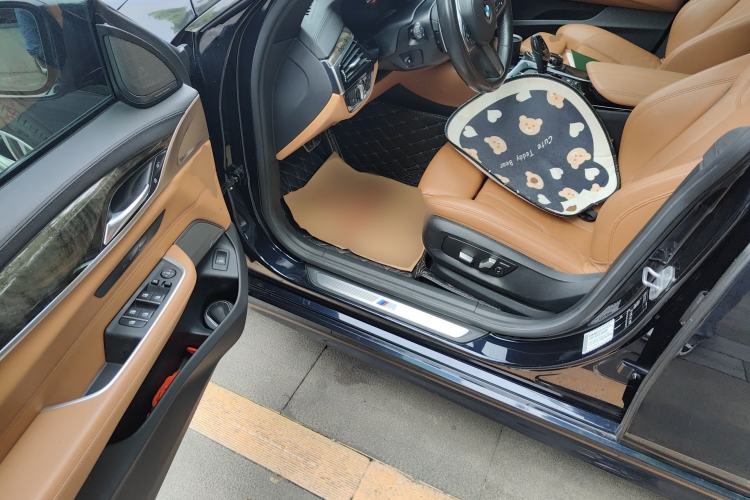 Used BMW 6 Series GT 2018 630i M Sport Package Driver Seat