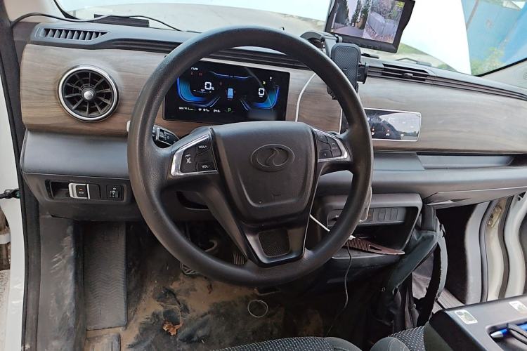 Used Ruichi EC75 2023 Pioneer Model I 41.85 kWh Steering Wheel