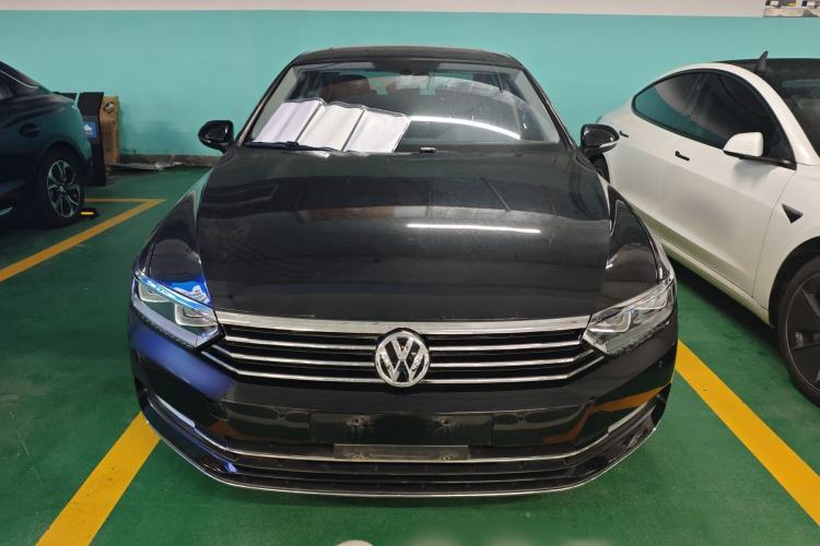 Used Volkswagen Magotan 2019 330TSI DSG Luxury Version China VI Standard Front