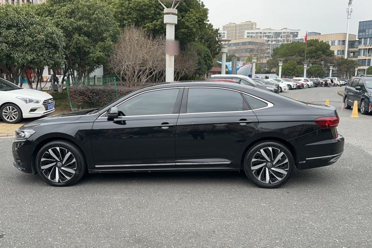 Used Volkswagen Passat 2023 330TSI Elite Edition