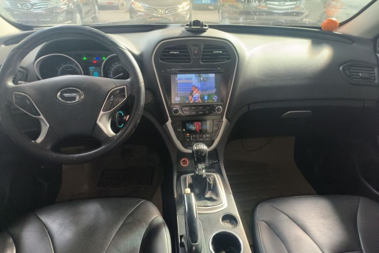 Used GAC Trumpchi GS5 2012 2.0L Manual Two-Wheel Drive Elite Edition Center Console