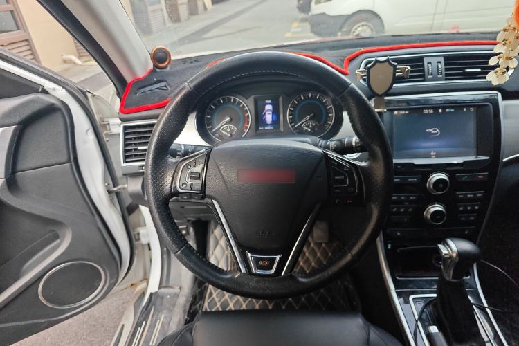 Used Haval H2 2015 1.5T Automatic Two-Wheel Drive Elite Edition