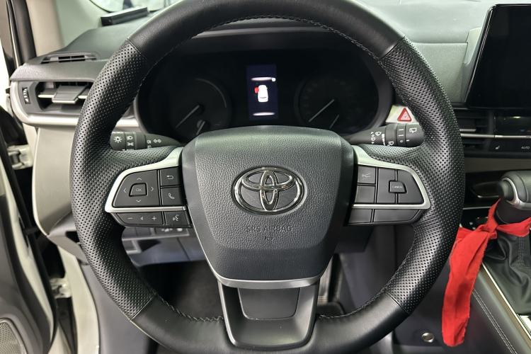 Used Toyota SIENNA 2024 2.5L Hybrid Comfort Edition Steering Wheel