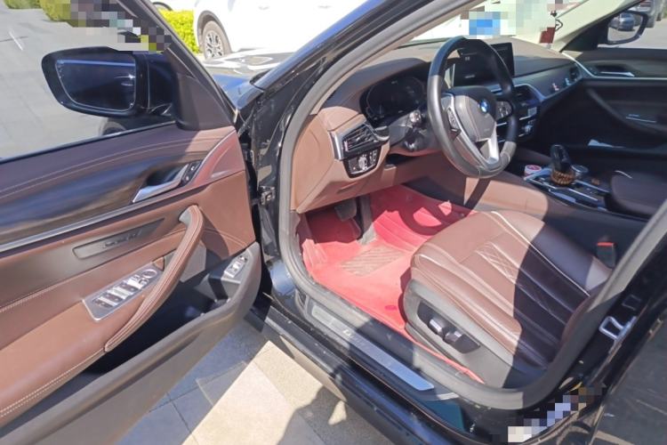 Used BMW 5 Series New Energy 2020 Mileage Upgrade Version 530Le Luxury Package Driver Seat