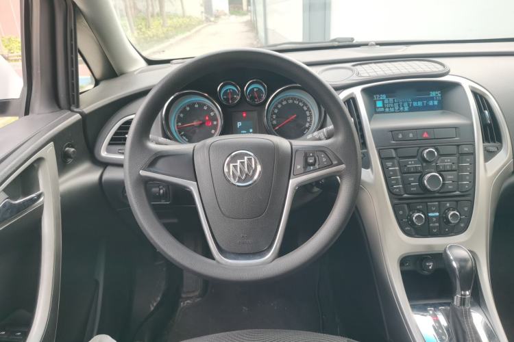 Used Buick GT 2014 XT 1.6L Automatic Fashion Edition