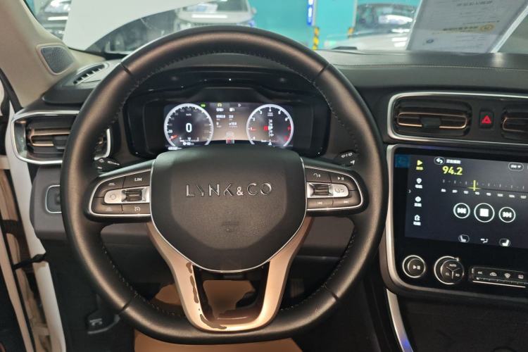 Used Lynk & Co 01 2017 2.0T Two-Wheel Drive Pro Edition Steering Wheel