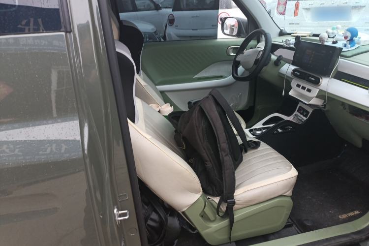 Used Geely Galaxy Panda 2025 210km Panda Rider Right Front Seat