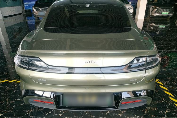 Used Xiaomi Auto SU7 2024 Rear-Drive Long-Range Intelligent Driving Version
