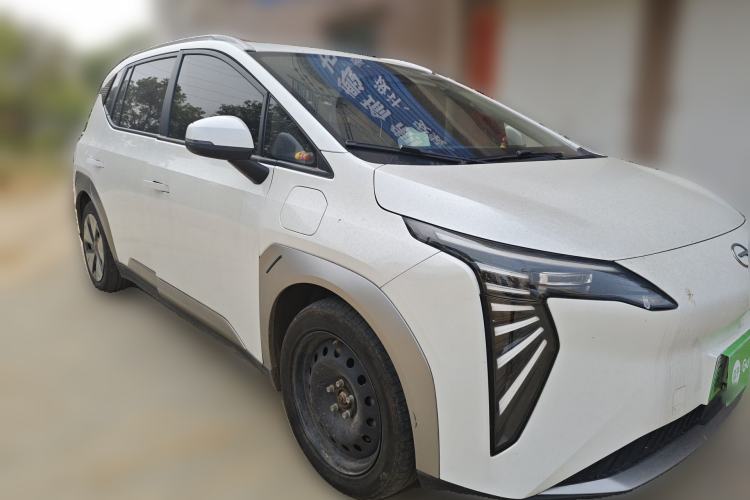 Used AION Y 2022 Plus 70 Enjoy Edition Front Right 45 Deg