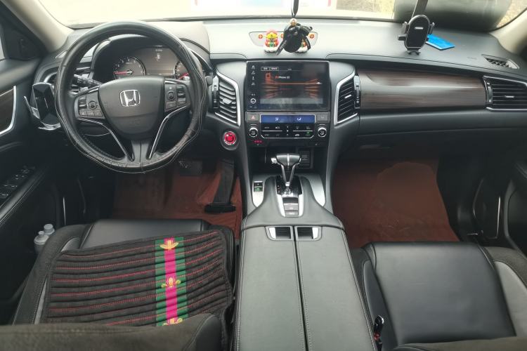 Used Honda Avancier 2017 240TURBO Two-Wheel Drive Premium Edition