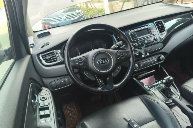 Used Kia Carens 2013 2.0L 7-Seater Automatic Comfort Edition China V Standard
