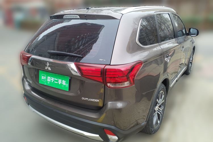 Used Mitsubishi Outlander 2016 2.4L 4x4 Elite Edition 5 Seats