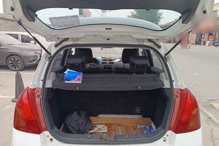 Used Suzuki Swift 2014 1.3L Manual Standard Edition
