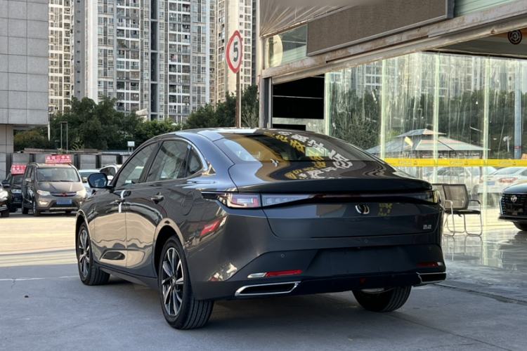 Used CHANGAN Eado 2025 Blue Whale 1.5T 500Bar Prestige Model