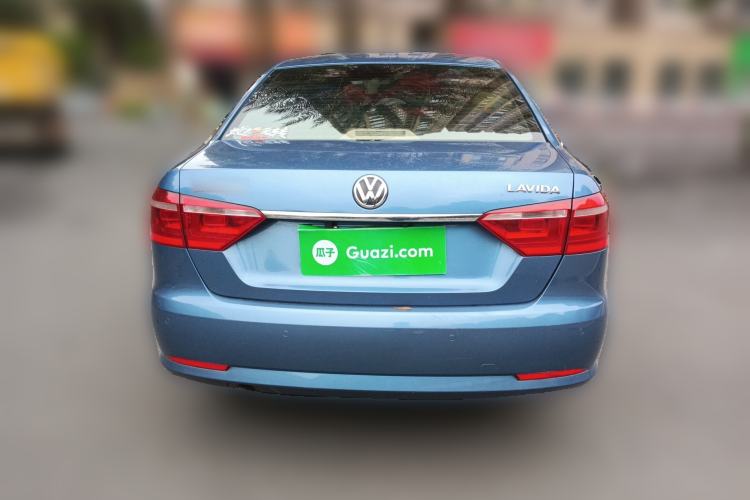 Used Volkswagen Lavida 2013 Revised Version 1.6L Automatic Luxury Edition Rear