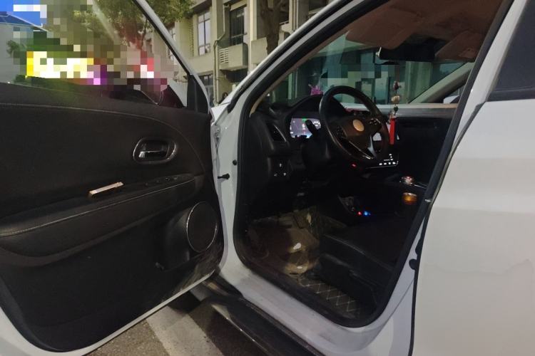 Used Everus VE-1 2022 TA Leading Edition
