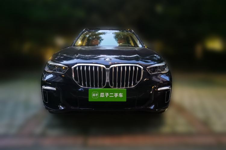 Used BMW X5 2022 xDrive 30Li Luxury M Sport Package
