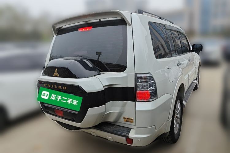 Used Mitsubishi Pajero 2018 V97 3.8L 5-Door GLS Sunroof – U.S. Specification