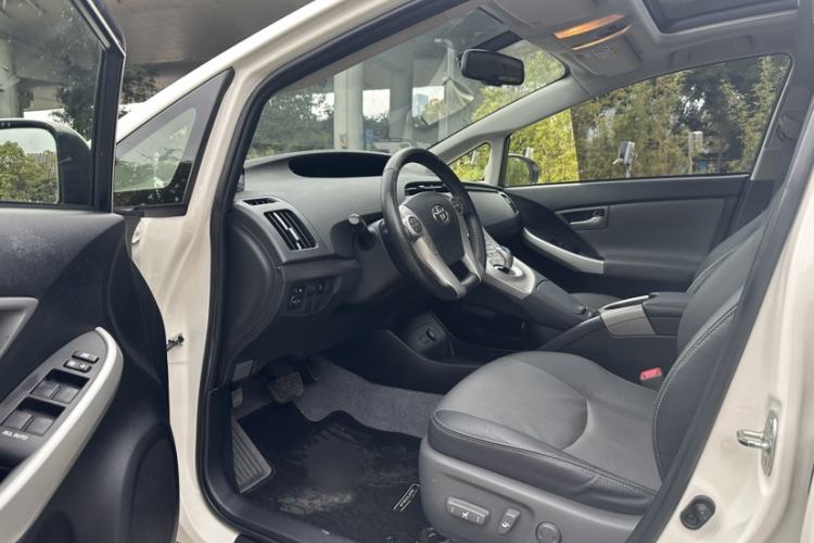 Used Toyota Prius 2012 1.8L Luxury Advanced Edition