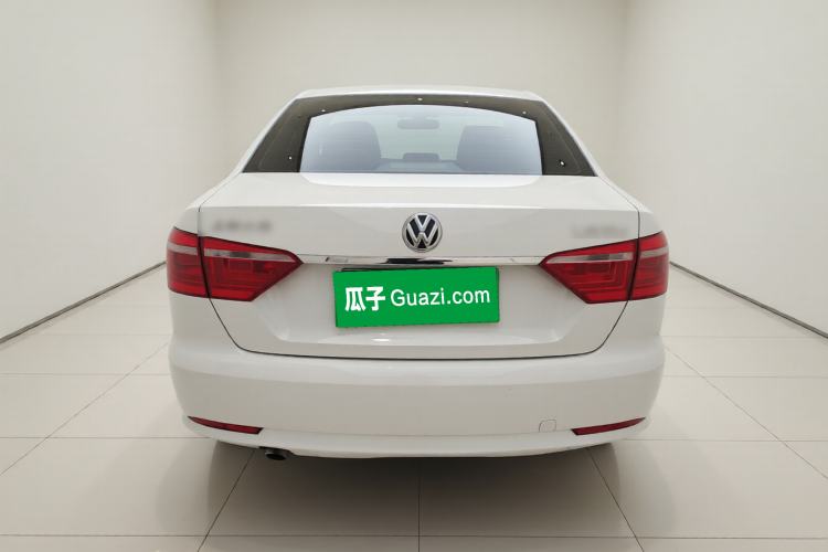 Used Volkswagen Lavida 2013 Revised Classic 1.6L Automatic Fashion Edition
