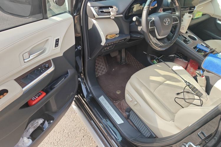 Used Toyota Granvia 2023 2.5L Hybrid Prestige PLUS Edition Driver Seat