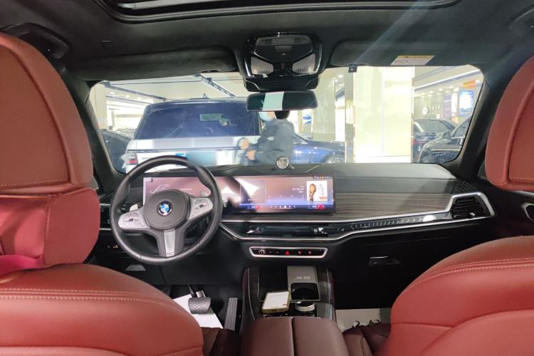 Used BMW X5 2023 xDrive 40Li M Sport Night Edition Package