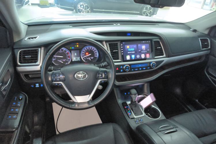 Used Toyota Highlander 2015 2.0T Four-Wheel Drive Luxury Edition 7-Seater