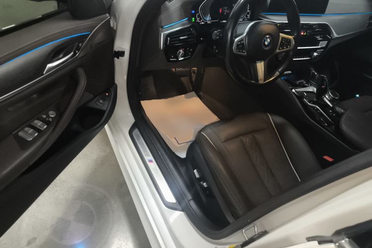 Used BMW 5 Series New Energy 2022 Restyled 535Le M Sport Package Driver Seat