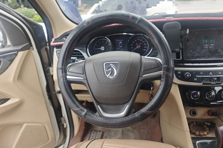 Used Baojun 730 2016 1.5L Manual Comfort Version 7 Seats China V Emission Standard
