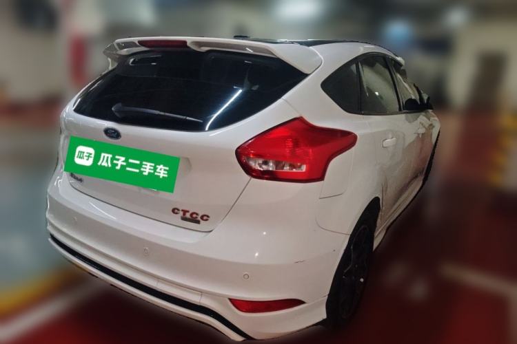 Used Ford Focus 2017 1.5T CTCC White and Black Limited Edition

