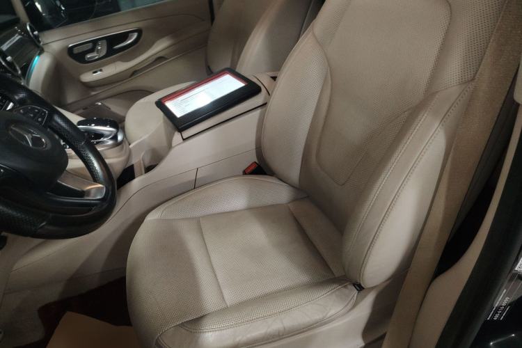 Used Mercedes-Benz V-Class 2016 V 260 L Prestige Extended Edition
