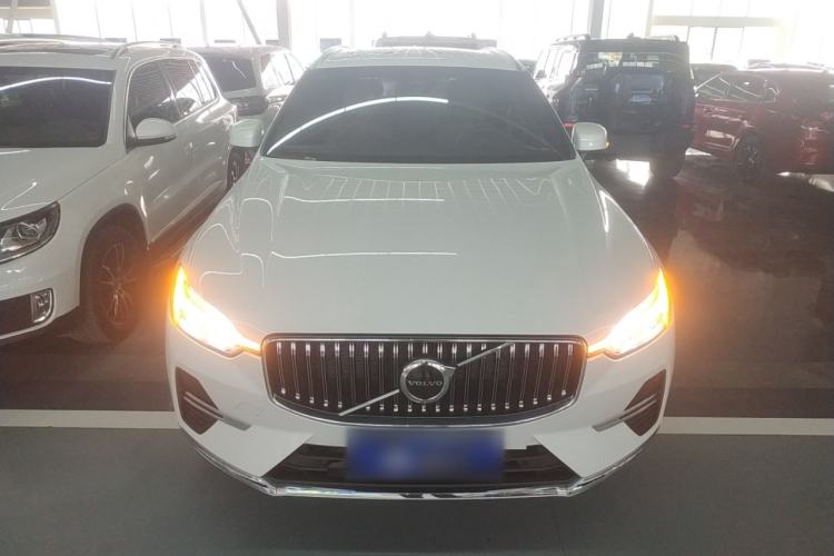 Used Volvo XC60 2025 B5 Four-Wheel Drive Smart & Advanced Luxury Edition
