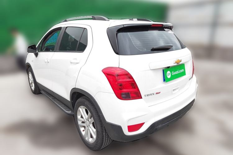 Used Chevrolet Trax 2017 1.4T Automatic Two-Wheel Drive Comfort Version Exterior 2