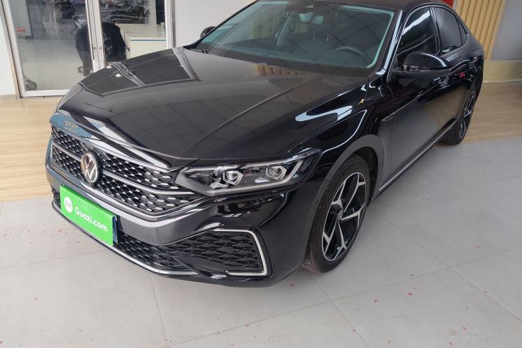 Used Volkswagen Passat 2024 380TSI Starry Luxury Edition