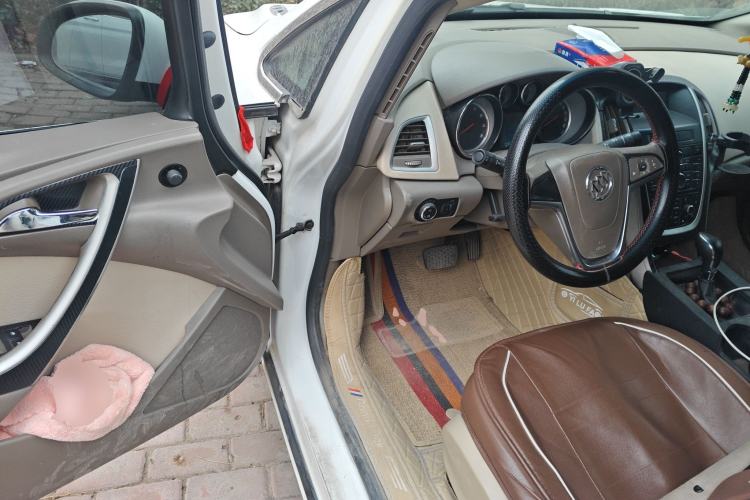 Used Buick GT 2012 GT 1.6L Automatic Fashion Edition