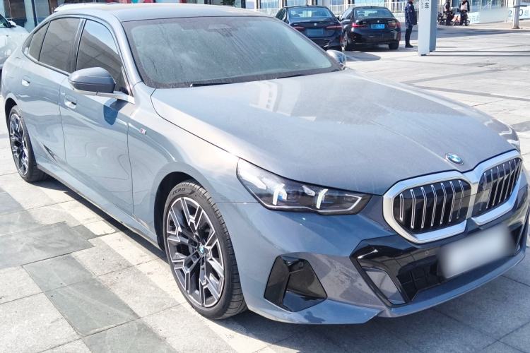 Used BMW 5 Series 2024 530Li Luxury Edition M Sport Package