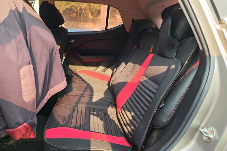 Used Soueast DX3 2016 1.5T CVT Prestige Edition Left Rear Seat