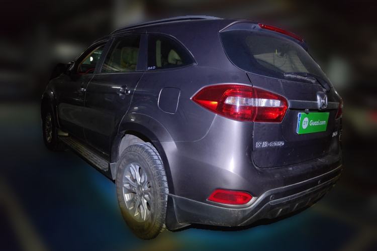 Used JMC Yusheng S350 2013 2.4T Manual Two-Wheel Drive Diesel Ultra-Luxury 5-Seater
