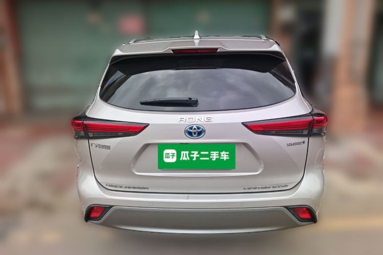 Used Toyota Highlander 2022 Dual-Engine 2.5L Four-Wheel Drive Supreme Edition 7-Seater Rear