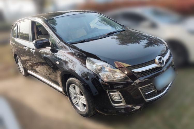 Used Mazda 8 2011 2.3L Deluxe Edition Front Right 45 Deg