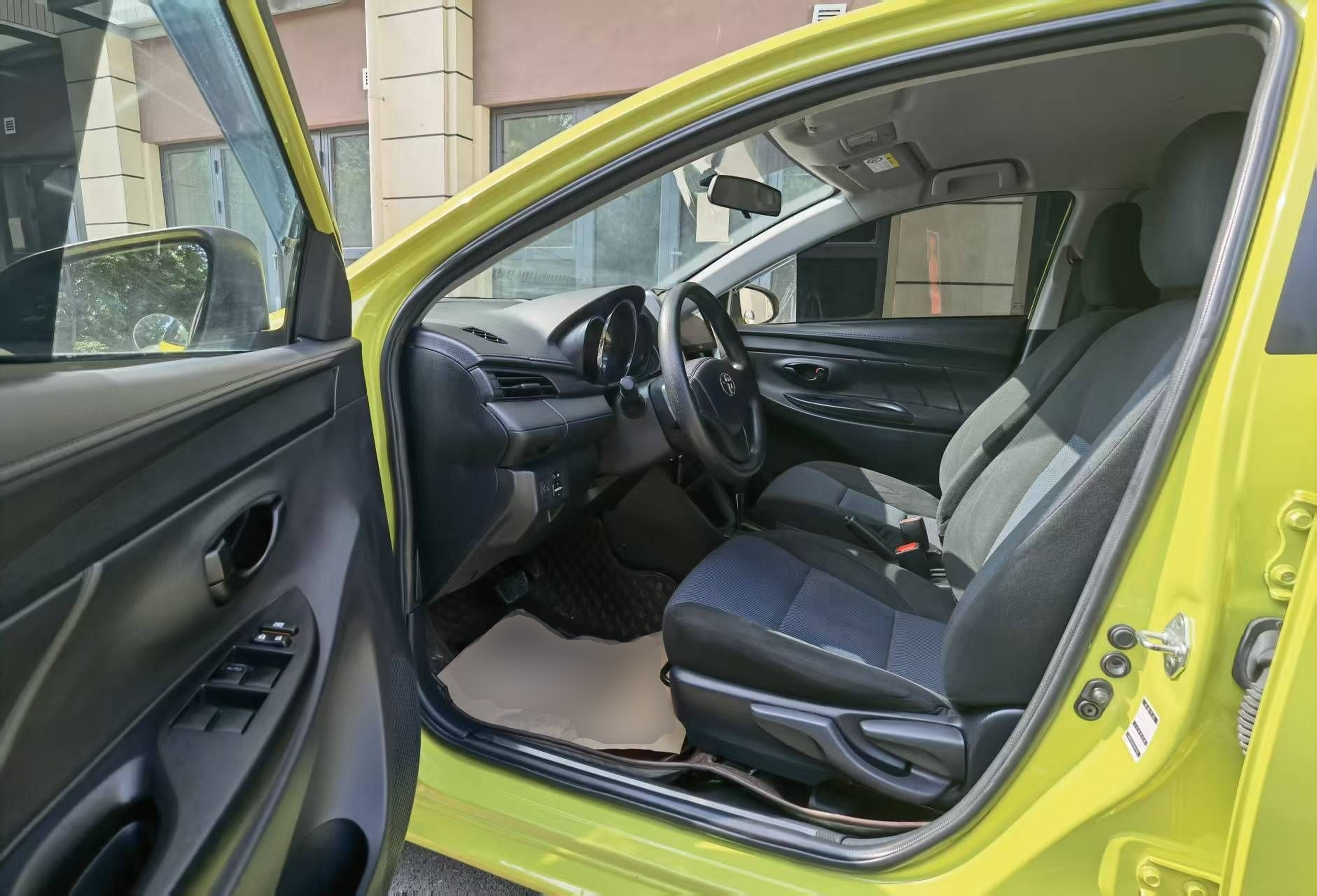 Avant de la voiture